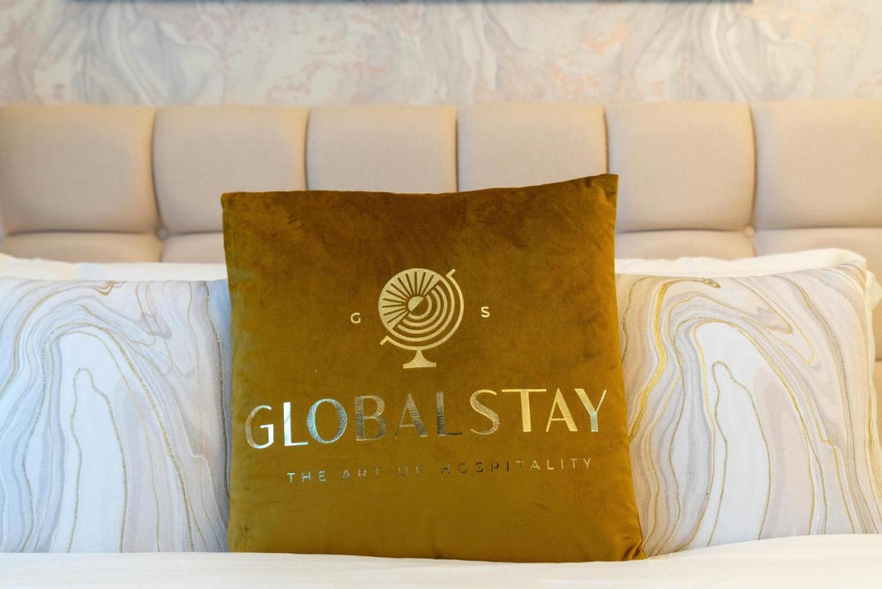 Exclusive Globalstay Apartments In Business Bay Free Parking & More! Dubai Ngoại thất bức ảnh